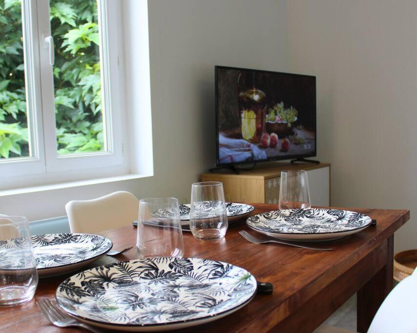 Apartamento Yokohama, Duplex Avec Jardin Bourges Exterior foto